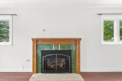 9-web-or-mls-5300 Logan Ave S-4.jpg
