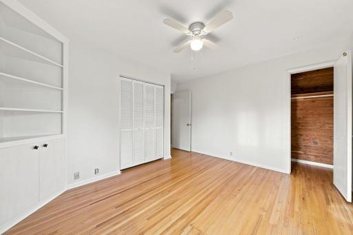 16-web-or-mls-5300 Logan Ave S-6.jpg