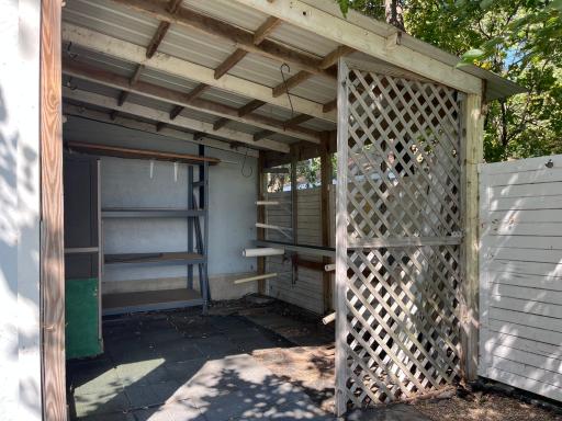 Lean to shed/kayak & paddle board storage
