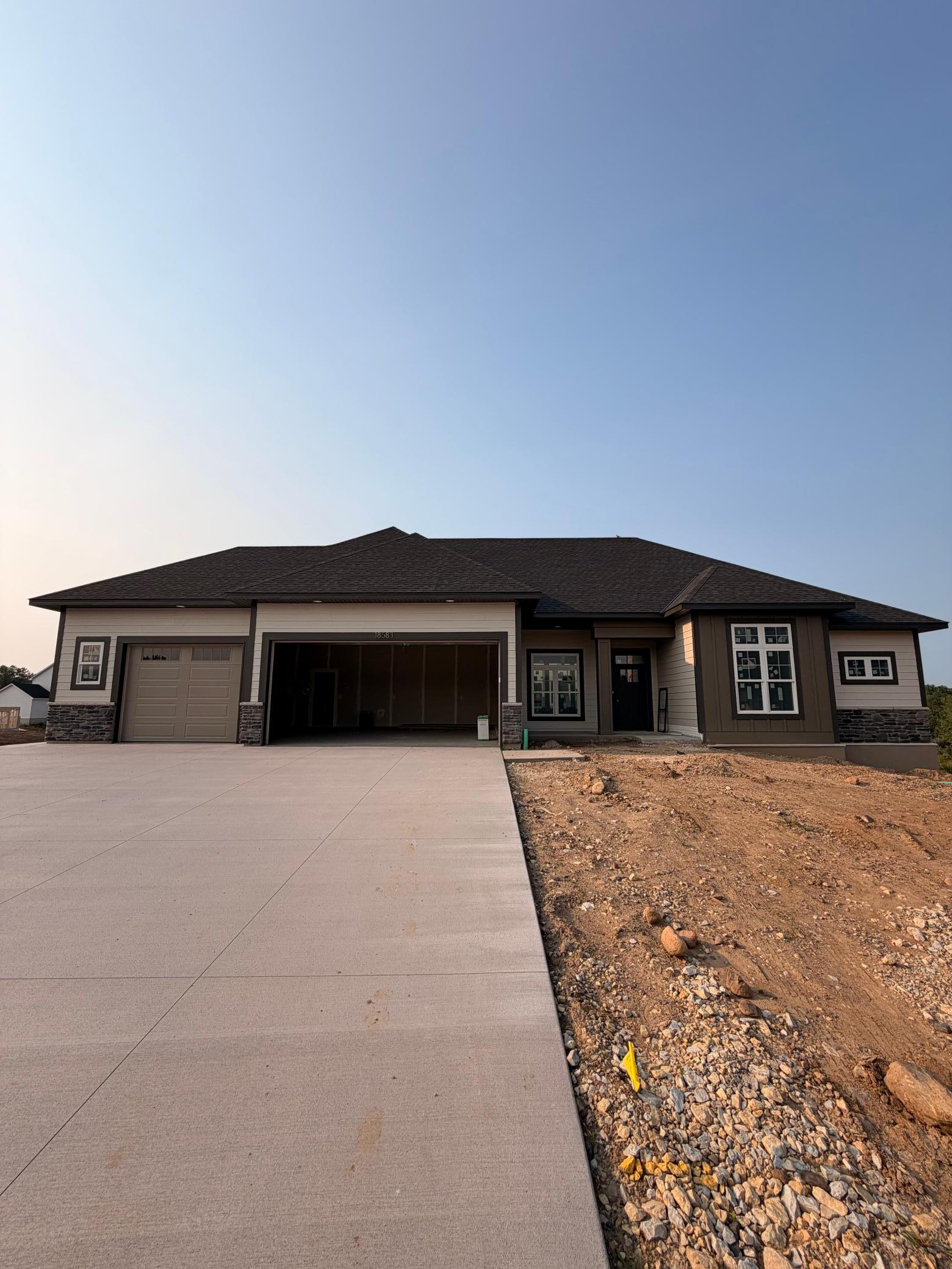 18583 Jabiru Court