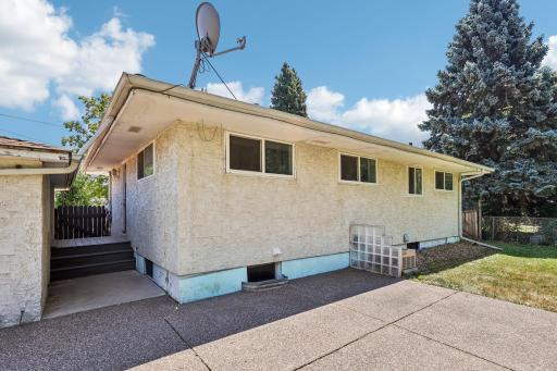 41-web-or-mls-Main Ave NE-S2807-041.jpg