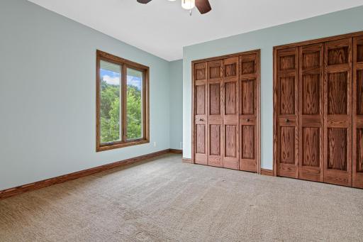 2646 Mackubin Street, Roseville, MN 55113