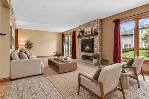 2646 Mackubin Street, Roseville, MN 55113