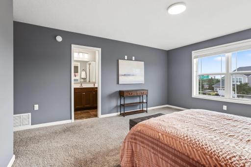 Private primary bath connected to the bedroom