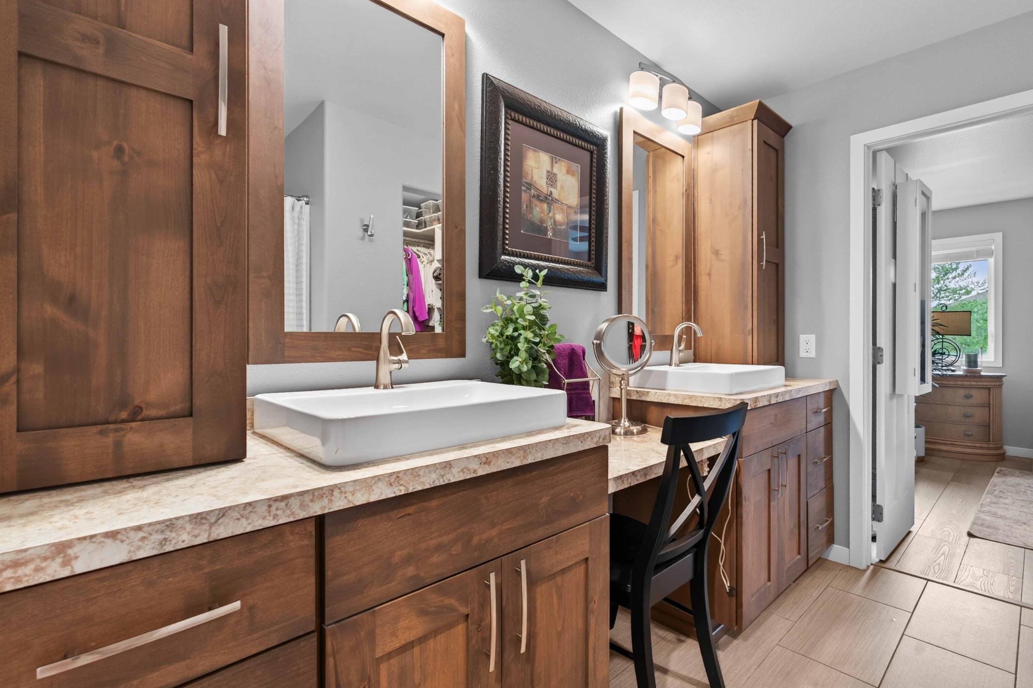 Primary Bath Dbl Sinks
