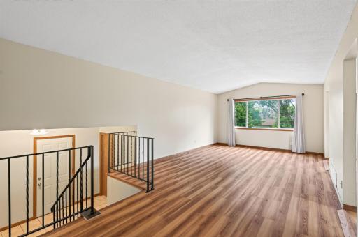 14326 Park Avenue, Burnsville, MN 55337