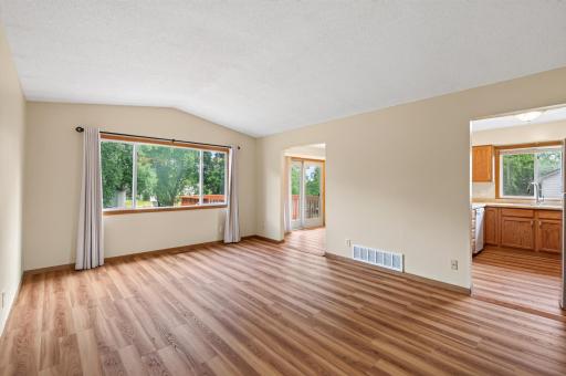 14326 Park Avenue, Burnsville, MN 55337