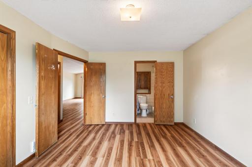 14326 Park Avenue, Burnsville, MN 55337