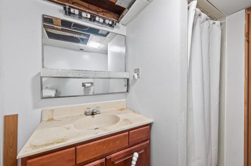 1461 7th Street W, Saint Paul, MN 55102