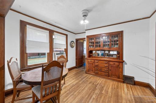 1461 7th Street W, Saint Paul, MN 55102