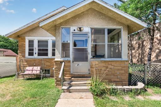 1461 7th Street W, Saint Paul, MN 55102