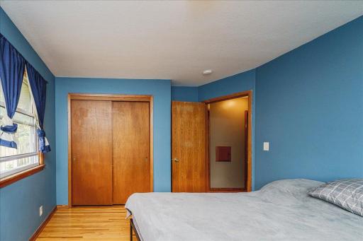 33-Bedroom 2.jpg