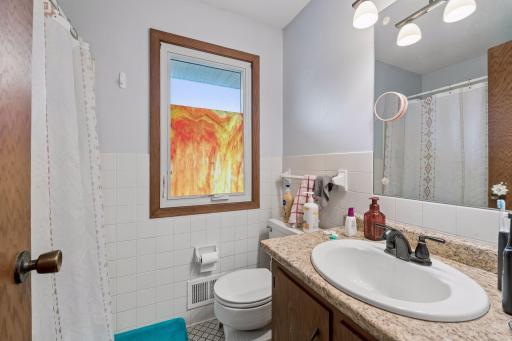 Hall bath with tub/shower