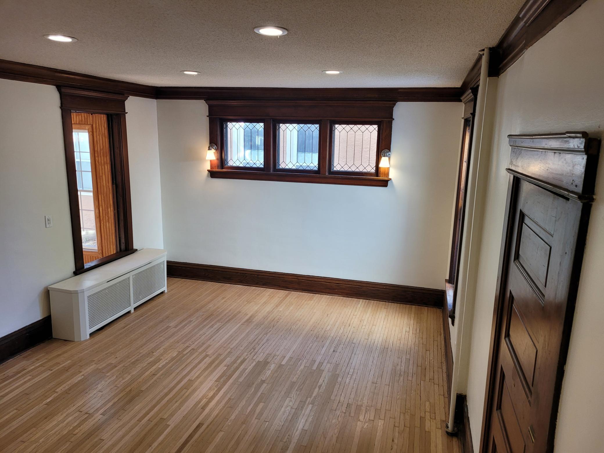 Spacious living room.