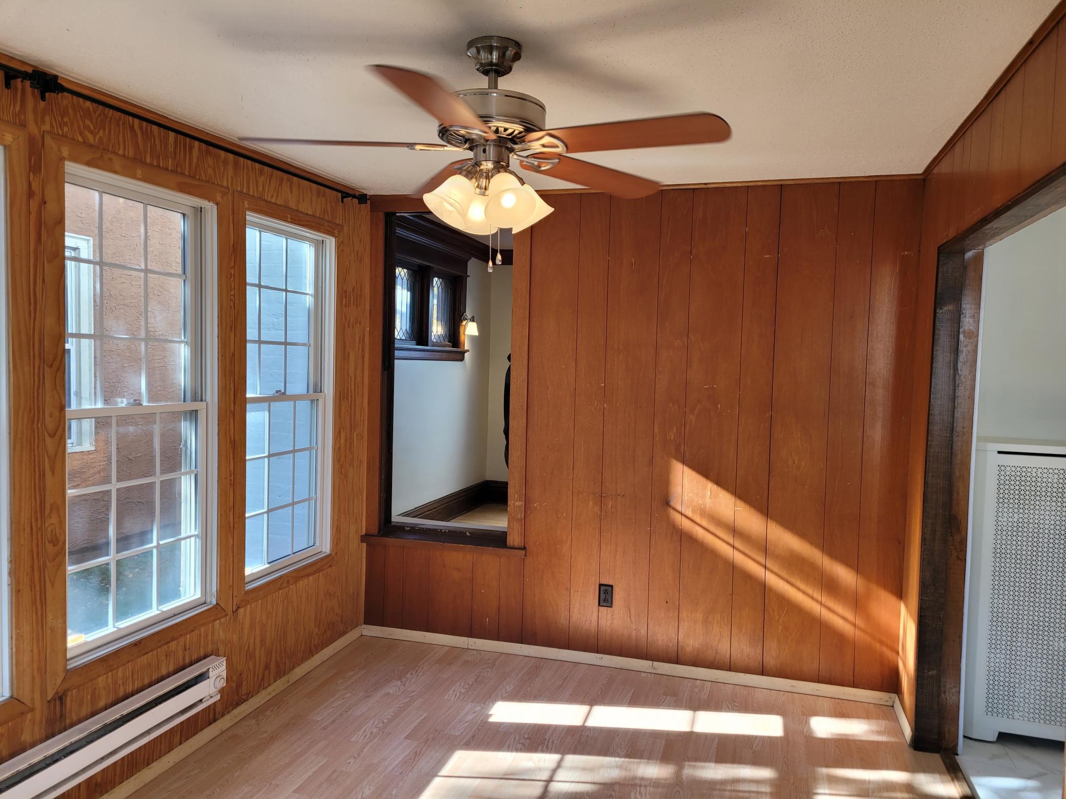 Dining room.