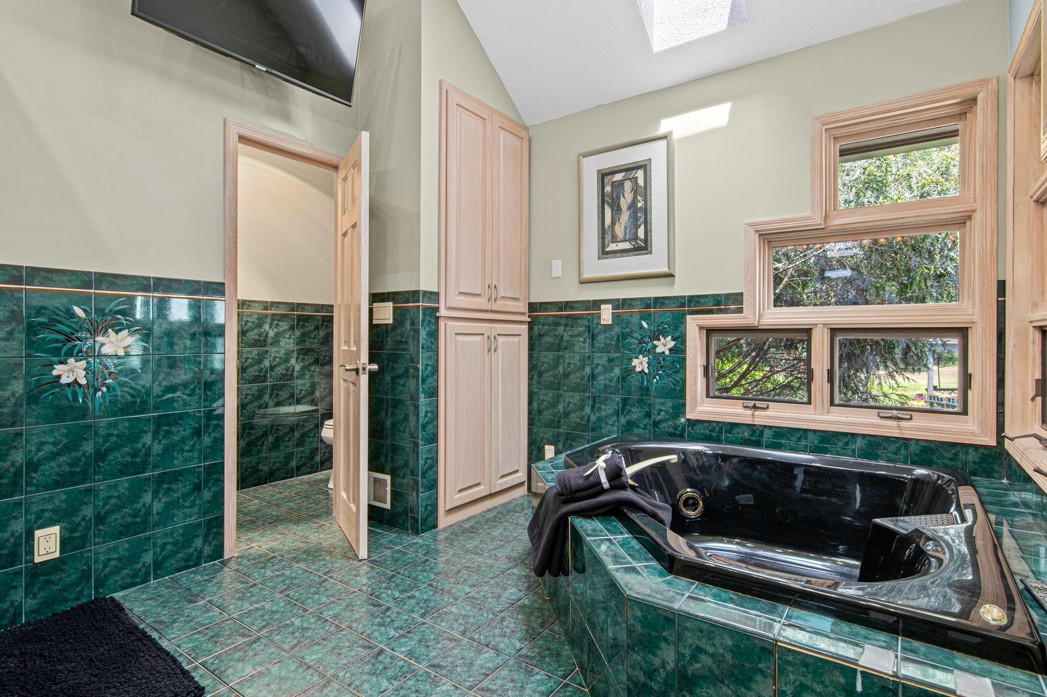 6300 Rolling Hills Dr, White Bear Township, MN-34.jpg
