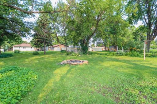 916 5th Street SW, Waseca, MN 56093