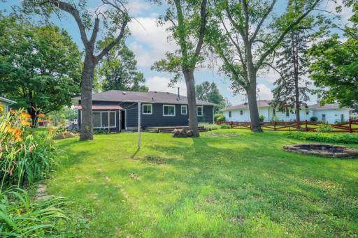 916 5th Street SW, Waseca, MN 56093