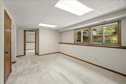 25-4725 Upland Ln N-0025.jpg