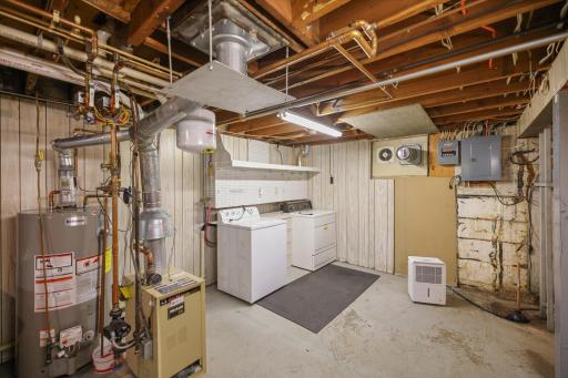 8557 Highway 21 N, Babbitt, MN 55706