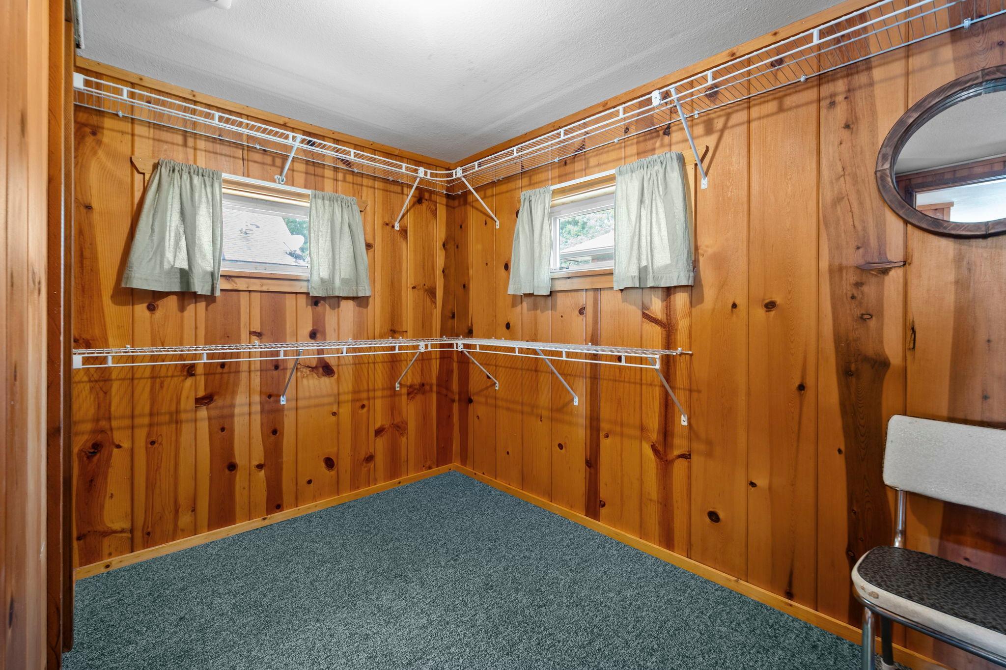 23-web-or-mls-27869 Kovarik Rd-64.jpg