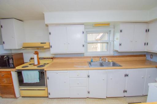 711 Lincoln Avenue SE, Bemidji, MN 56601