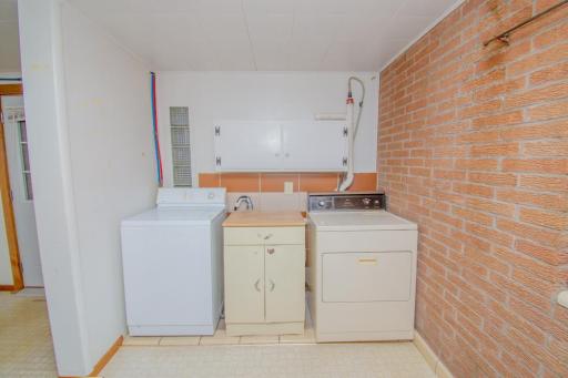 711 Lincoln Avenue SE, Bemidji, MN 56601