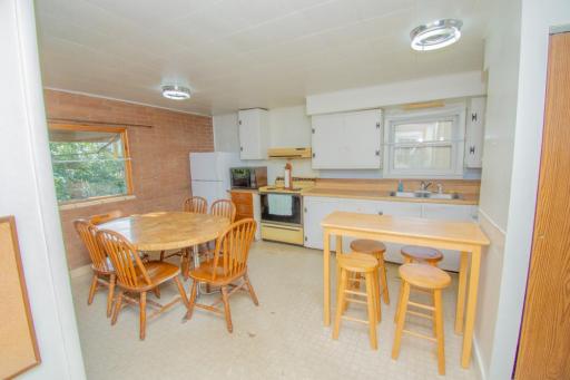 711 Lincoln Avenue SE, Bemidji, MN 56601