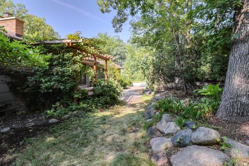 700 Arbogast Street, Shoreview, MN 55126