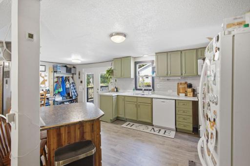 798 Horse Lake Lane, Dresser, WI 54009