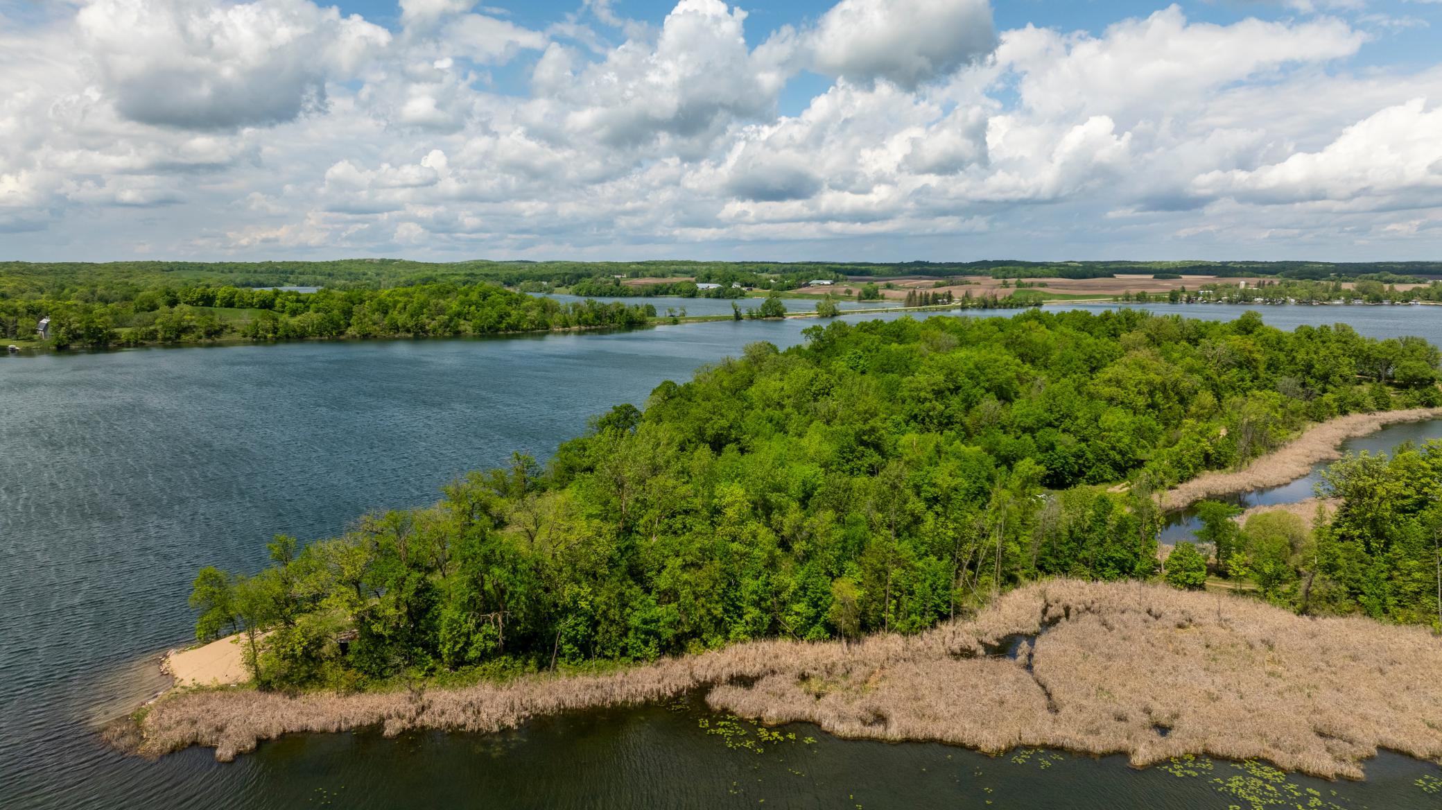 Amdak_Smith Lake Lot-1.jpg