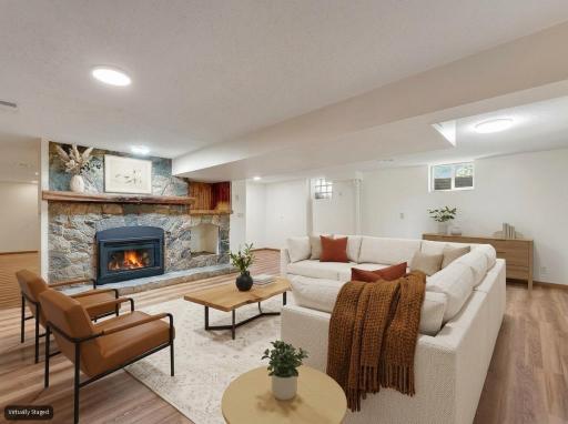 17435 30th Avenue N, Plymouth, MN 55447