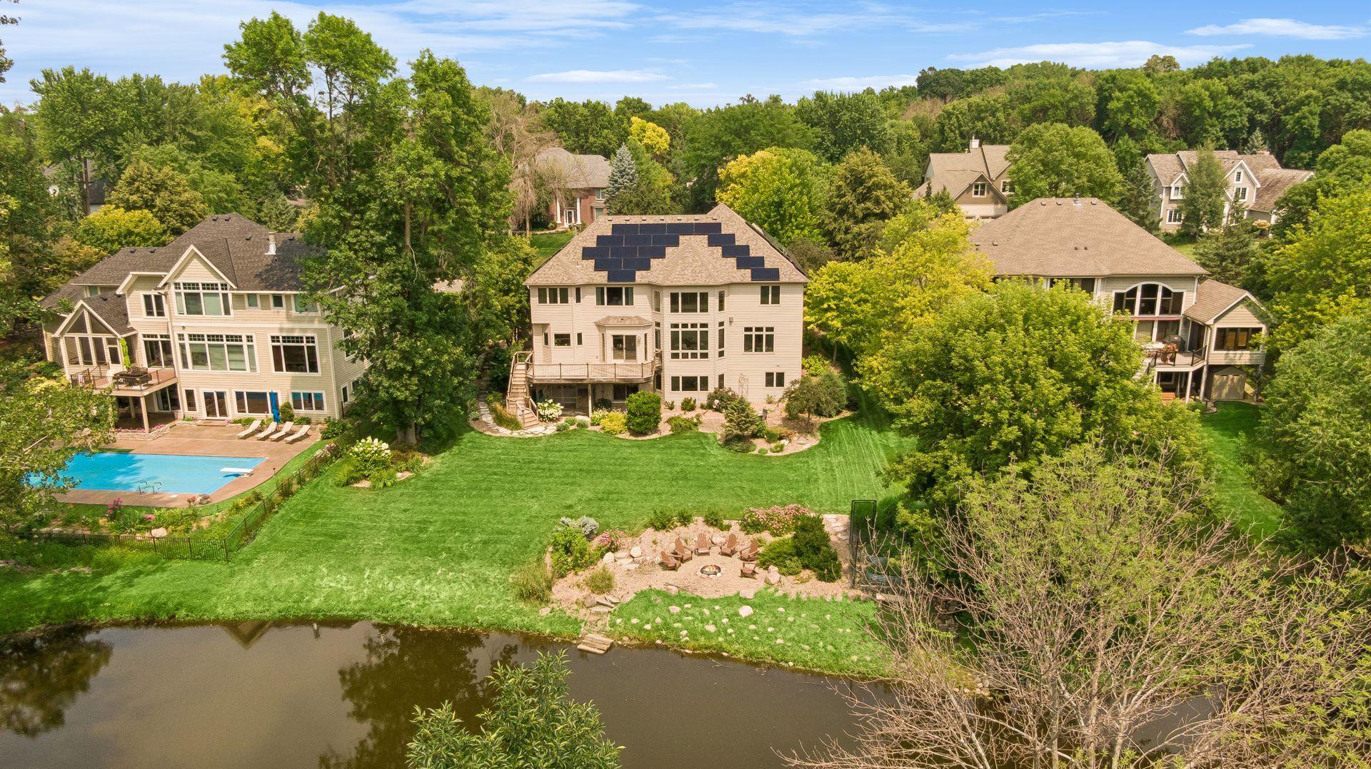 Noble Road boasts a variety of custom built homes by varying builders in such a beautiful setting.