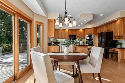 Sunny south facing eat-in dining area.