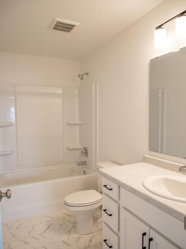 7897 Cottonwood Boulevard, Horace, ND 58047