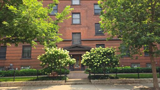 1311 Yale (26).jpg