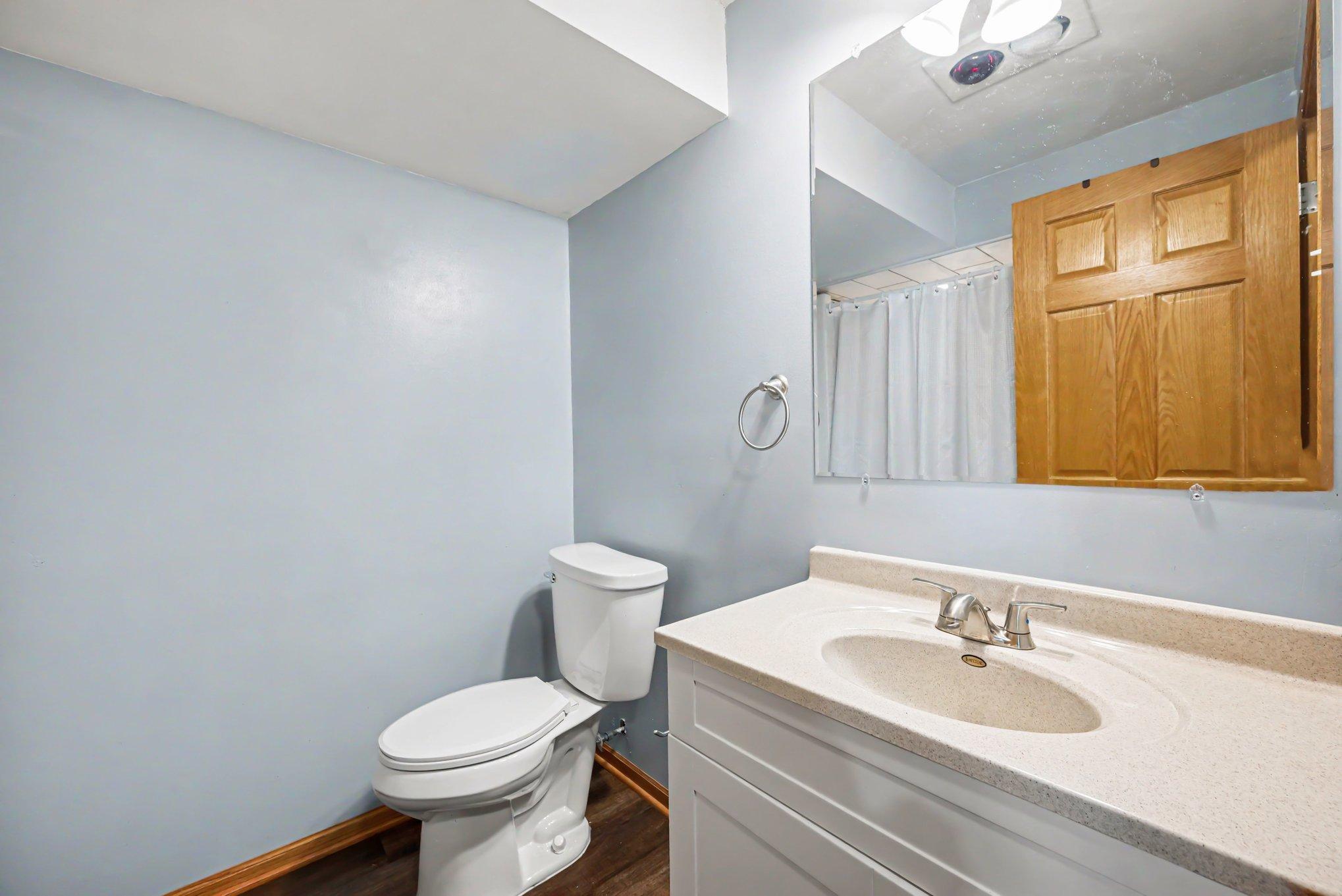 Lower Level 3/4 Bath