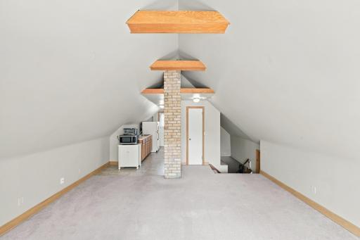 3740 bryant ave s_0221.jpg