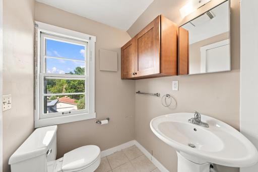 3740 bryant ave s_0251.jpg
