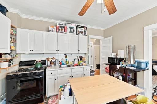 3740 bryant ave s_0066.jpg