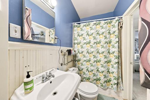 3740 bryant ave s_0096.jpg
