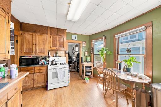 3740 bryant ave s_0136.jpg