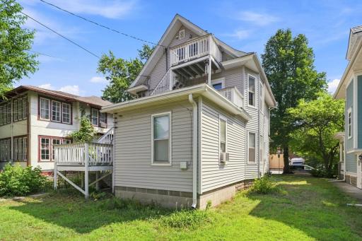 3740 bryant ave s_0281.jpg