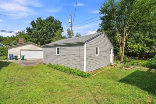 3740 bryant ave s_0261.jpg