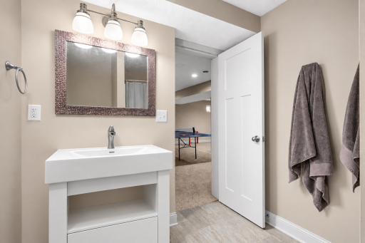 3/4 bathroom in the LL + 5th bedroom makes this great space for a variety of uses