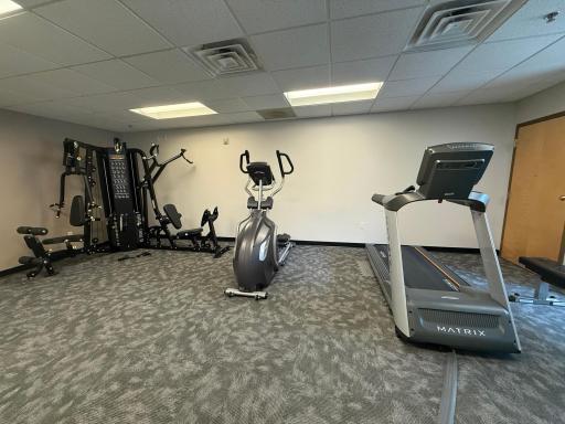 2900 University Ave SouthEast, 402, Minneapolis, MN 55414