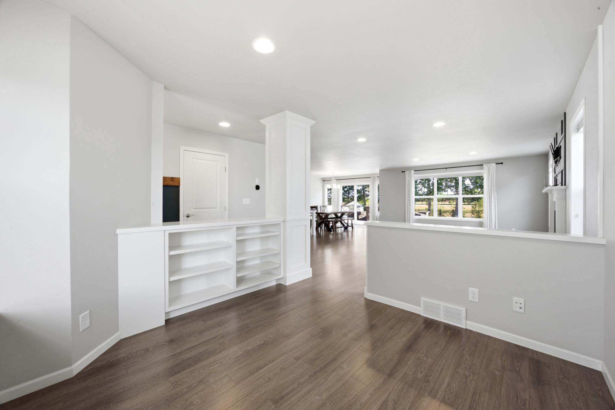 Dining/Bonus/Flex Space