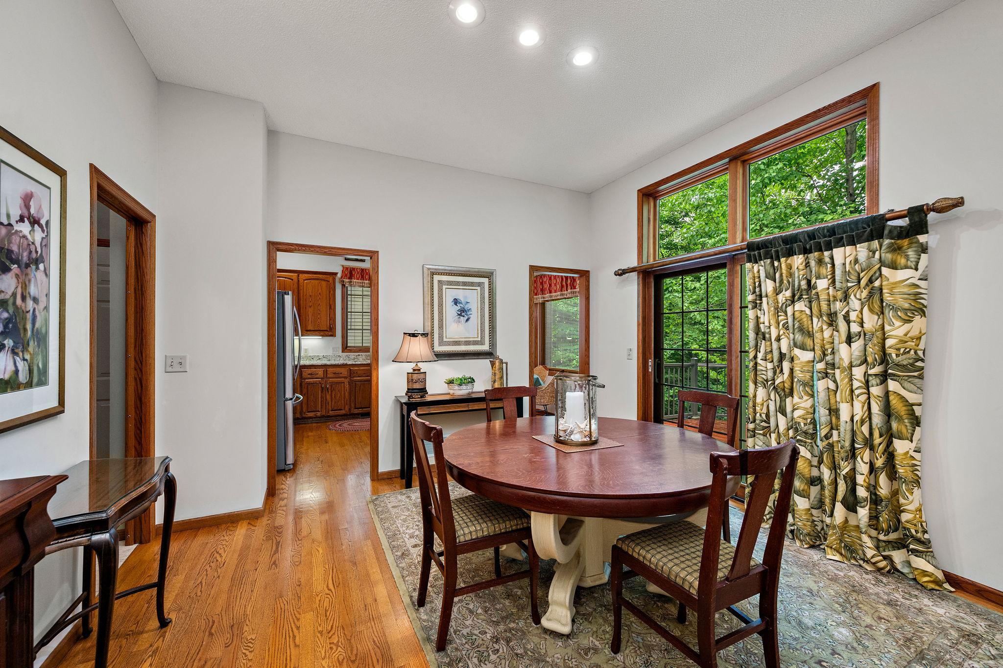 seperate formal dining room