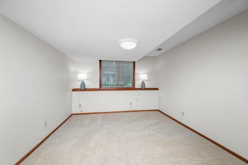 4678 Aspen Ridge Circle, Eagan, MN 55122