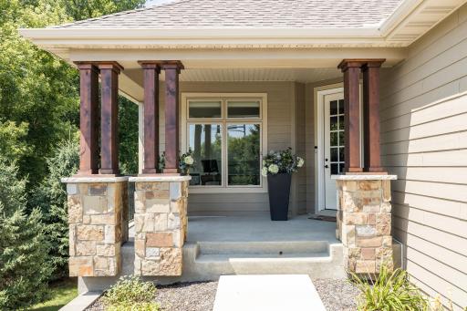 Executive twin home close to both cities and minutes from the airport...